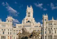 La Comunidad de Madrid suspende la apertura de nuevas casas de apuestas