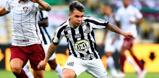 Santos FC firma un acuerdo de patrocinio con Konami