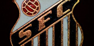 Konami firma un acuerdo de patrocinio con el Santos FC