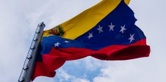 Playson le apunta a las audiencias regionales tras la integración de King Deportes
