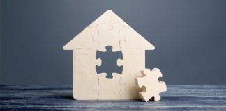 Playmaker adquiere Two-Up para mejorar sus servicios tecnológicos