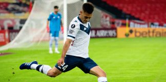 Vélez Sarsfield presenta a bplay como su nuevo patrocinador principal
