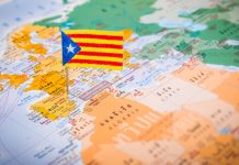 El Parlamento catalán apoya el proyecto de Hard Rock en la región