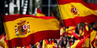 PlayUZU lanza un programa de televisión en vivo en España