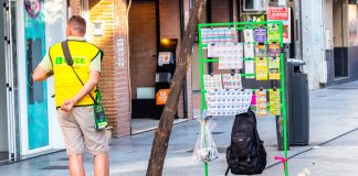 Denuncian el acceso de menores al juego público en Valencia Denuncian acceso menores juego público Valencia