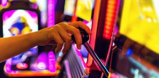 Zitro lleva Fu Frog al Bingo Billares de Barcelona zitro