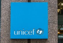 El logo de Unicef, que lanzó una guía sobre apuestas en menores.