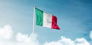 Grupo Codere adquiere Codgames y se expande en Italia La bandera de Italia.
