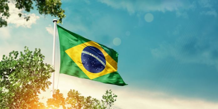 La bandera de Brasil, donde VERSUSbet desembarca en 2025.