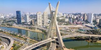 Reals inauguró su nueva sede de 6000 metros cuadrados en São Paulo Reals inauguró su nueva sede de 6000 metros cuadrados en São Paulo.
