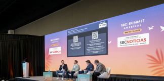 foto del panel de SBC Summit Americas