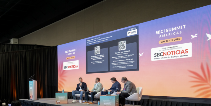 foto del panel de SBC Summit Americas