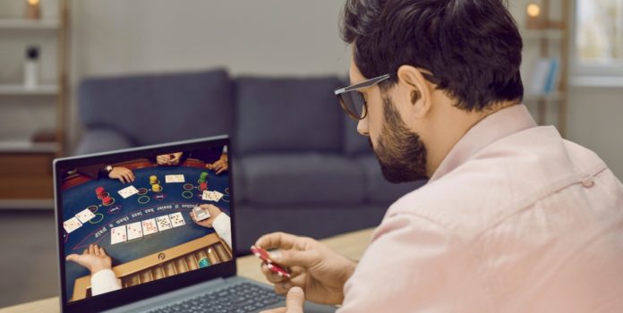 Lotería de la Ciudad destacó su combate contra el juego problemático en adolescentes.