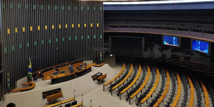 El Congreso de Brasil advierte que no se aprobará medida provisional para compensar el IOF.
