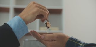 Brightstar Capital Partners completa la adquisición de PlayAGS por 1100 millones de dólares Brightstar Capital Partners completa la adquisición de PlayAGS por 1100 millones de dólares.