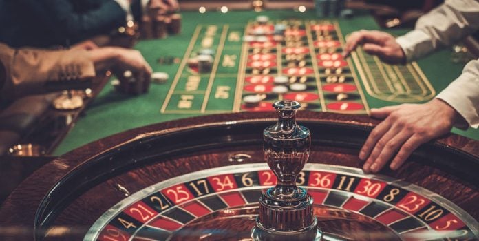 Montevideo intentará trasladar el Casino Municipal a la órbita del Ministerio de Economía.