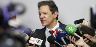 Fernando Haddad declaró que “detendría si pudiera” el mercado de apuestas online de Brasil Fernando Haddad declaró que “detendría si pudiera” el mercado de apuestas online de Brasil.