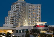 Grupo Cipriani presentó una oferta de 160 millones de dólares por Enjoy Punta del Este Grupo Cipriani presentó una oferta de 160 millones de dólares por Enjoy Punta del Este.