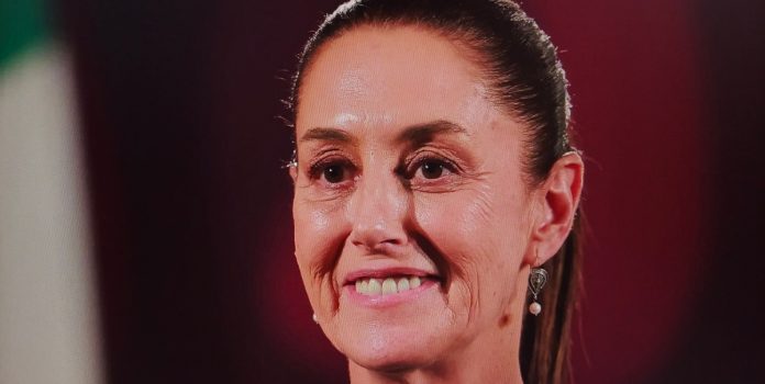 Sheinbaum,-presidenta-de-México Sheinbaum ironiza sobre las predicciones de Polymarket que especulan sobre su presidencia