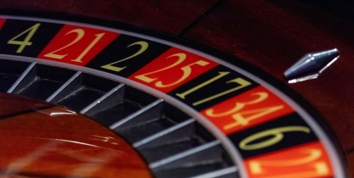 Juego-Murcia-Salas España: Murcia regulará las prohibiciones de acceso a locales de apuestas.