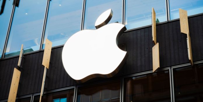 Apple permite apps de apuestas en Brasil