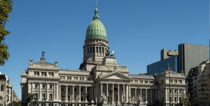 Argentina: oposición en contra de proyecto de ley contra juego problemático