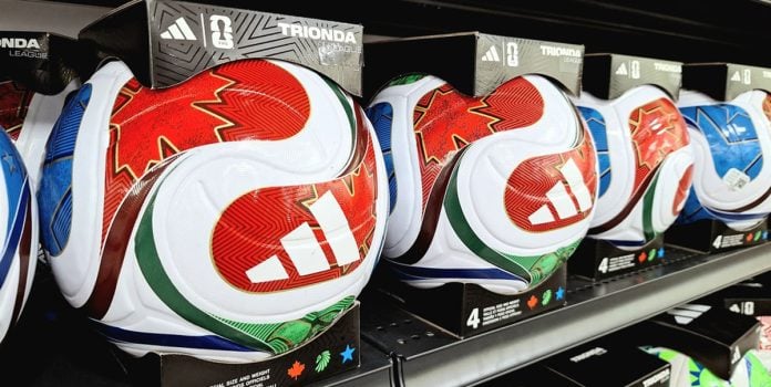 Mundial-ADI-Predictstreet Horas antes del comienzo del Mundial, ADI Predictstreet anunció su lanzamiento oficial.