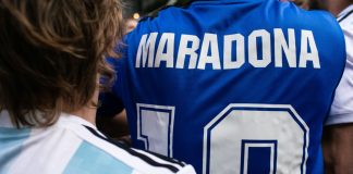 CreedRoomz presenta un juego en vivo con la imagen de Maradona creedroomz maradona