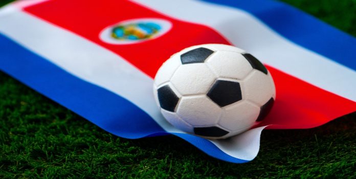 Costa-Rica-suspension-jugadores Costa Rica suspende a tres jugadores de fútbol