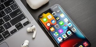 Apple enfrenta una demanda porque habría permitido que menores accedan a apps de juego online Apple enfrenta una demanda por permitir que menores accedan a apps de juego online.