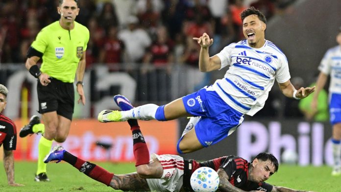 Apuestas-Cruzeiro-1 Cruzeiro seguirá jugando en el Mineirão a pesar de que Minas Gerais prohibió la publicidad de apuestas.