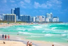 Florida demanda a los operadores de sweepstakes y los califica de “casinos en ilegales”.