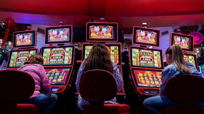 Chile: La SCJ recibe ofertas para nuevos casinos en Coquimbo y Pucón.