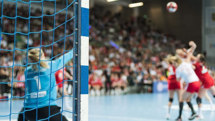 Apuestas-FeMeBal-Handball-1 FeMeBal retirará de los estadios a quienes transmitan datos para apuestas.