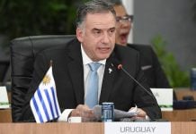 Yamandú Orsi valoró el desarrollo del turf en Uruguay: “Tiene mucho para crecer”.