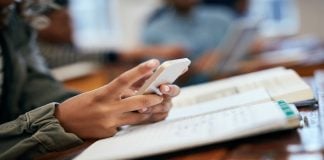 PBA ley regulación celulares escuelas